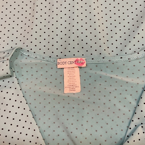 Body Central Blue Polka Dot Empire Waist Tunic Top Size Large - Picture 4 of 5
